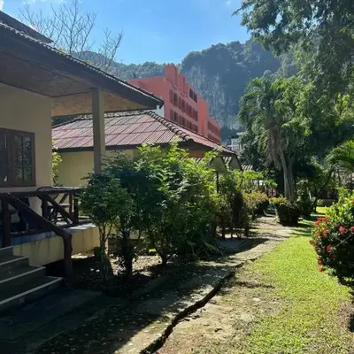 Adam Bungalows