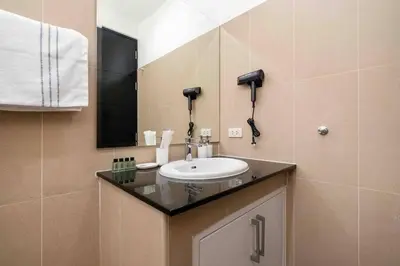 Gallery image of Beautiful Villa In Rawai 18 in Ban Saiyuan (1)