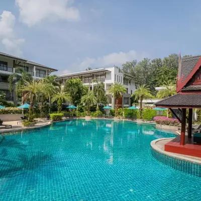 Modern Beachfront Apartment Naithon Beach