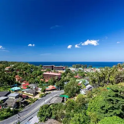 Spacious mountain view studio at Sea Sky 206