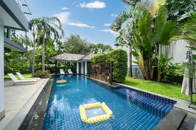 Gallery image of Diamond Villa by Ryan, Boat Avenue Phuket in Phuket Town