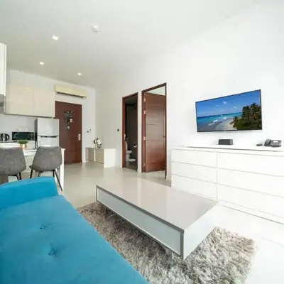 Spacious Pool View 1BR Apartment in Utopia Naiharn Residence near Beach