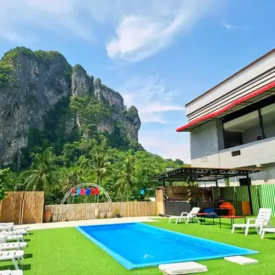 Fahsai Hostel