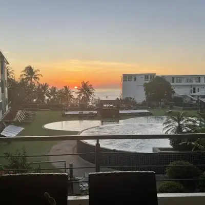 Karon Beach Large 2 bedrooms & living room Seaview apartment