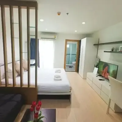 Merkezde Havuzlu Lüks Rezidans