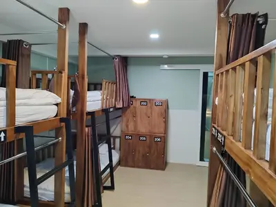 Gallery image of Lub Nai Hostel in Patong Beach