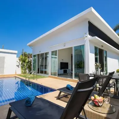 Relaxing Holidays - 2BR Private Pool Villa Greens 8