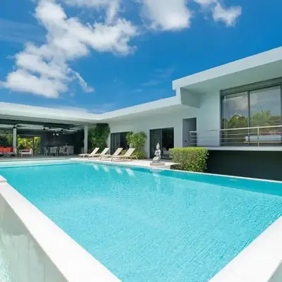 Luxurious 5BR Villa Mayacol with 17m Long Pool
