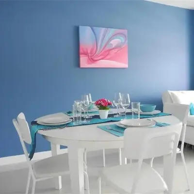 2 Bedrooms Beachfront Apartment in Patong