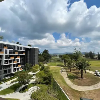 Apartment at Skypark Laguna next to golf course
