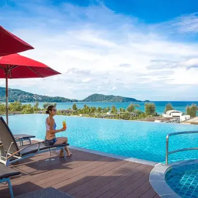 Beachfront and Deluxe Pool Access Patong Phuket