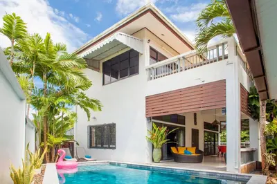 a villa with a swimming pool and a house at 150 m from a paradise beach 3 bedrooms pool in Klong Muang Beach