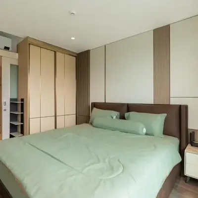 Modern 1BR Condo w Balcony Near Central Phuket