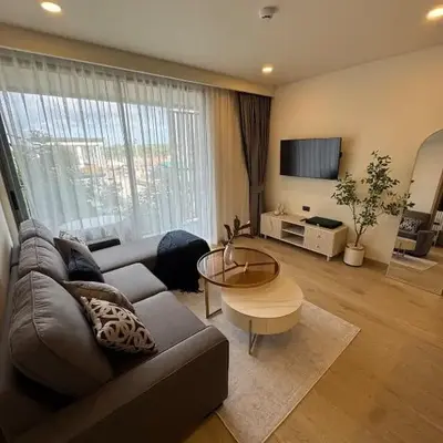 New luxury condo Ozone next to Laguna