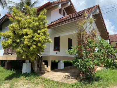 Gallery image of Bang Tao Beach Area 1-BR House A4 in Ban Thalat Choeng Thale