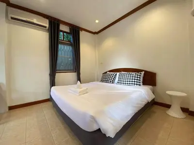 Gallery image of Bang Tao Beach Area 1-BR House A4 in Ban Thalat Choeng Thale