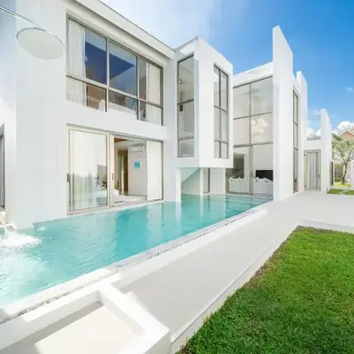 Modern and elegant 4-bedroom pool villa suitable for families - V10