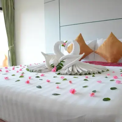 Zephyr Suites