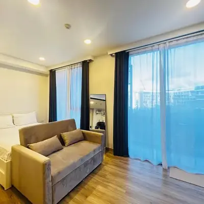 Cozy studio 1 bdr Golf view