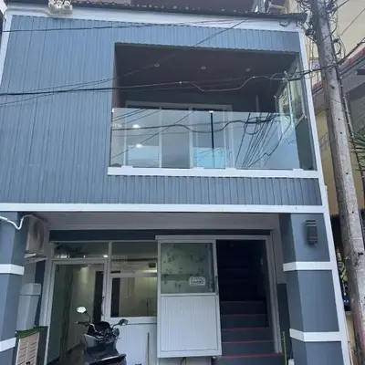 Milos House