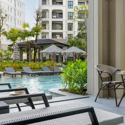 Porto 1BR Pool Access Suite at Title Legendary