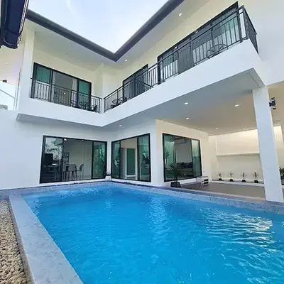 Jitvirat Pool Villa