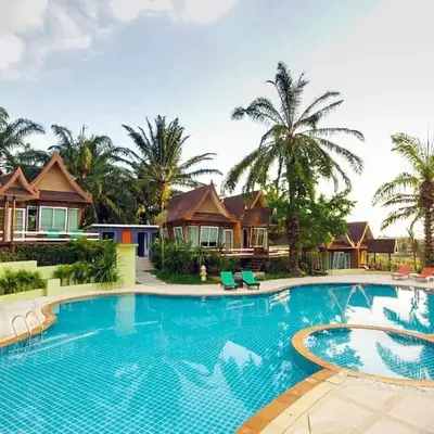 Palm Paradise
