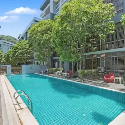 Kris - Modern Spacious 2 Bedrooms Condo with Pool