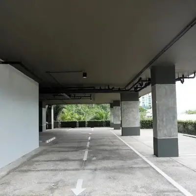 Deluxe apartment at Icon Park by Lofty