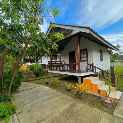 Pyramid Bangalow